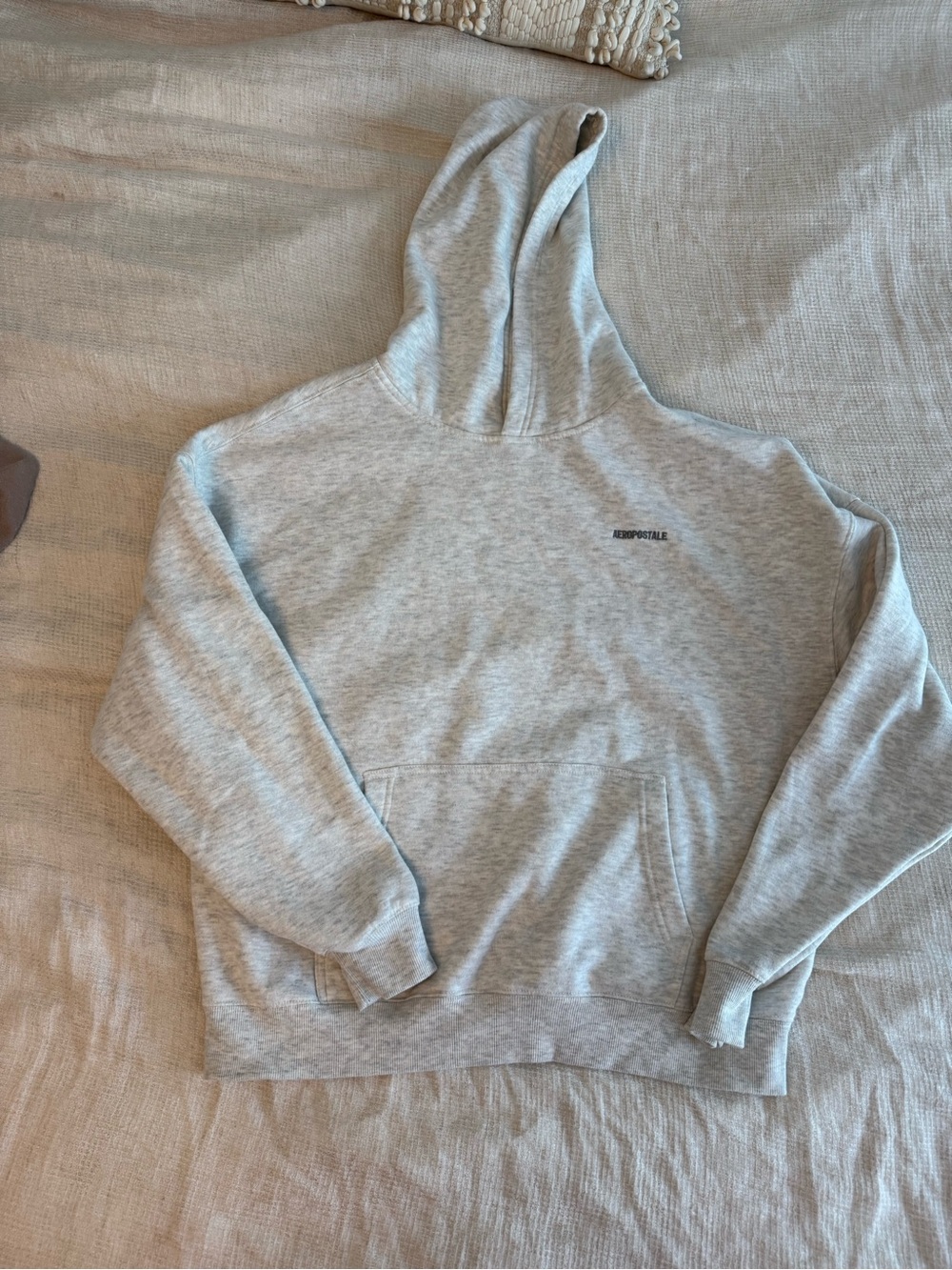 Aeropostale grey sweater